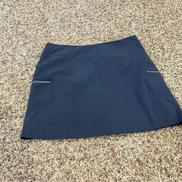 Ascend Women’s Size 8 Blue Athletic Skort - Picture 1 of 3